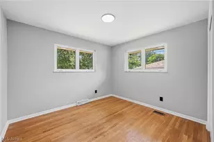 333 E Ridgewood Dr, Green Hills, OH 44131 - Photo 15