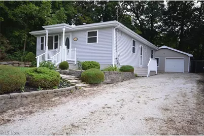 2910 Farmdale Road, Akron, OH 44312 - Photo 1