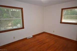2910 Farmdale Rd, Akron, OH 44312 - Photo 15