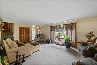 1590 Newcastle Circle, Akron, OH 44313 - Photo 5