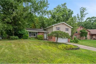 1590 Newcastle Circle, Akron, OH 44313 - Photo 3