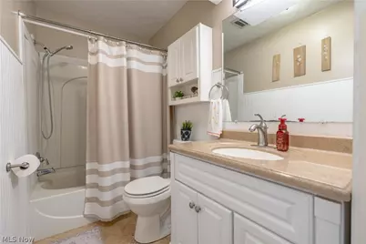 1341 Applegrove Street NE, Canton, OH 44721 - Photo 25