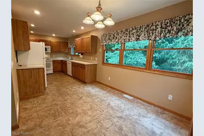11578 Wilbert Road, Chardon, OH 44024 - Photo 15