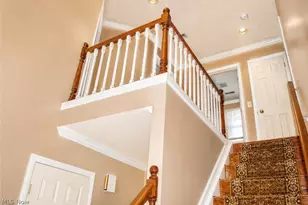 5887 Boxwood Dr, Lorain, OH 44053 - Photo 13