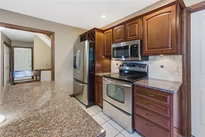 6114 Groton Street NW, Canton, OH 44708 - Photo 7