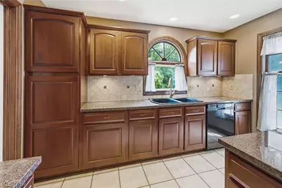 6114 Groton Street NW, Canton, OH 44708 - Photo 5
