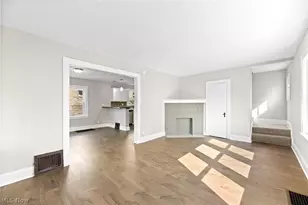677 Eastland Ave, Akron, OH 44305 - Photo 9
