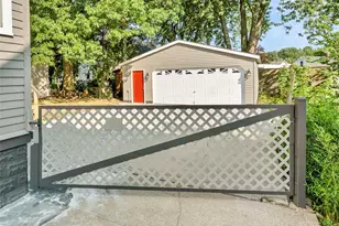 677 Eastland Ave, Akron, OH 44305 - Photo 21
