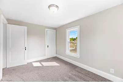 677 Eastland Avenue, Akron, OH 44305 - Photo 13