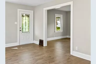 677 Eastland Avenue, Akron, OH 44305 - Photo 11