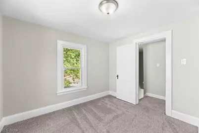 677 Eastland Avenue, Akron, OH 44305 - Photo 17