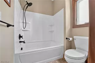 4066 Knollbrook Dr, Norton, OH 44203 - Photo 31