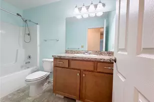 159 Prestwyck Ln, Elyria, OH 44035 - Photo 13