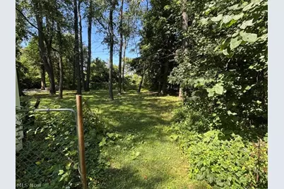 1569 Merrill Avenue, Akron, OH 44306 - Photo 9