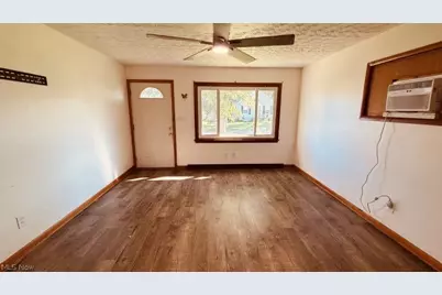 1569 Merrill Avenue, Akron, OH 44306 - Photo 5