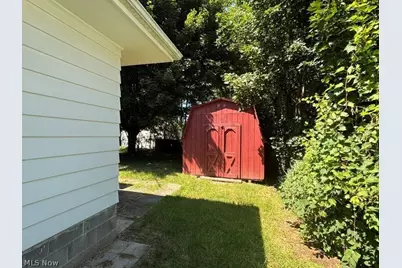 1569 Merrill Avenue, Akron, OH 44306 - Photo 5