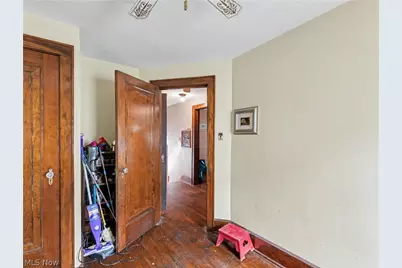 1634 Greenlawn Avenue, Akron, OH 44301 - Photo 25