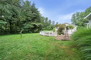 10689 Vaughn Rd, Mantua, OH 44255 - Photo 39