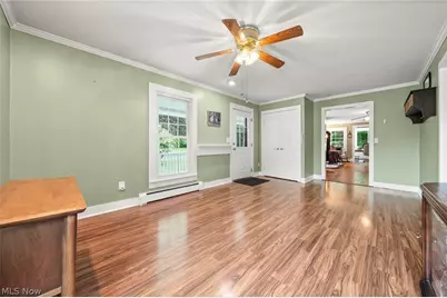 10689 Vaughn Road, Mantua, OH 44255 - Photo 5