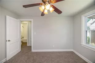 110 S Hazelwood Ave, Youngstown, OH 44509 - Photo 13