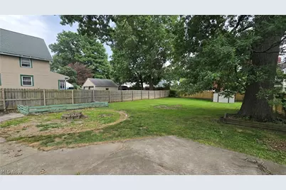 504 E Riddle Avenue, Ravenna, OH 44266 - Photo 25