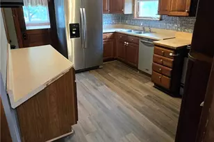 504 E Riddle Ave, Ravenna, OH 44266 - Photo 11
