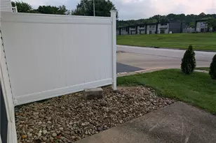 1563 Whitehall Blvd, Kent, OH 44240 - Photo 13