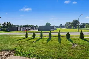 1563 Whitehall Blvd, Kent, OH 44240 - Photo 23