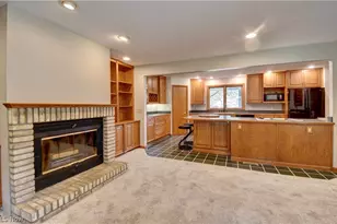 3136 Englewood Dr, Silver Lake, OH 44224 - Photo 5