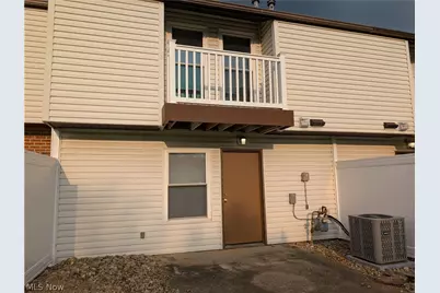 1565 Whitehall Boulevard, Kent, OH 44240 - Photo 5