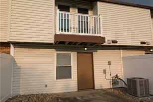 1565 Whitehall Blvd, Kent, OH 44240 - Photo 5