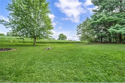 7601 Brookview Street, Louisville, OH 44641 - Photo 33