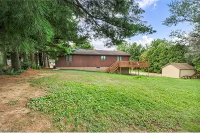 7601 Brookview Street, Louisville, OH 44641 - Photo 35