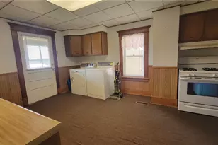 304 Oakwood Ave, Marietta, OH 45750 - Photo 7