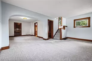 957 Cleveland Ave, Amherst, OH 44001 - Photo 9