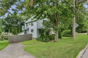 957 Cleveland Ave, Amherst, OH 44001 - Photo 5