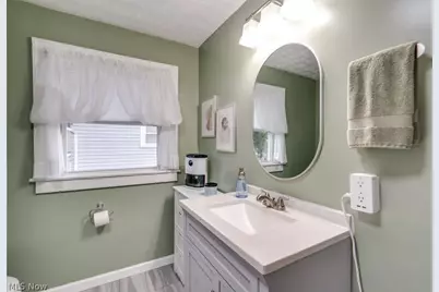 77 Devonshire Drive, Akron, OH 44312 - Photo 17