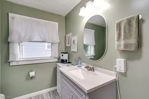 77 Devonshire Dr, Akron, OH 44312 - Photo 17