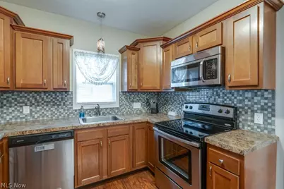 77 Devonshire Drive, Akron, OH 44312 - Photo 9