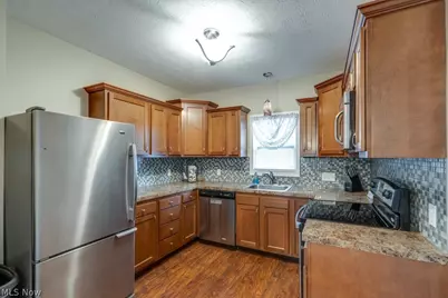77 Devonshire Drive, Akron, OH 44312 - Photo 7