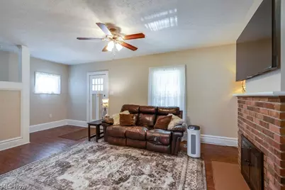 77 Devonshire Drive, Akron, OH 44312 - Photo 5