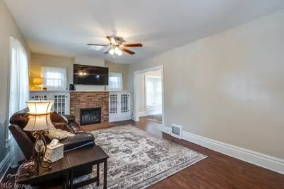 77 Devonshire Drive, Akron, OH 44312 - Photo 3