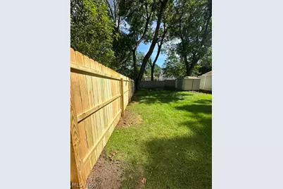 77 Devonshire Drive, Akron, OH 44312 - Photo 29