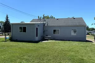 4047 Tacoma Ave, Lorain, OH 44055 - Photo 7