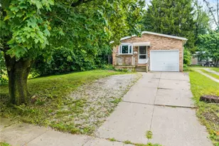 275 1st St, Wadsworth, OH 44281 - Photo 3
