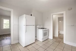 723 E 162nd St, Loveland, OH 44110 - Photo 3