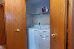 952 Rosemarie Cir, Wadsworth, OH 44281 - Photo 13