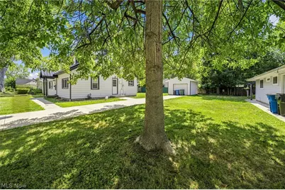 232 Plymouth Drive, Eastlake, OH 44095 - Photo 11