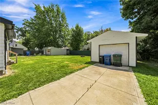 232 Plymouth Dr, Eastlake, OH 44095 - Photo 5