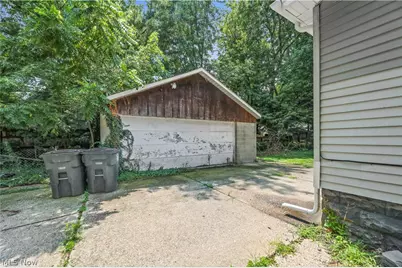 874 Wilmot Street, Akron, OH 44306 - Photo 19